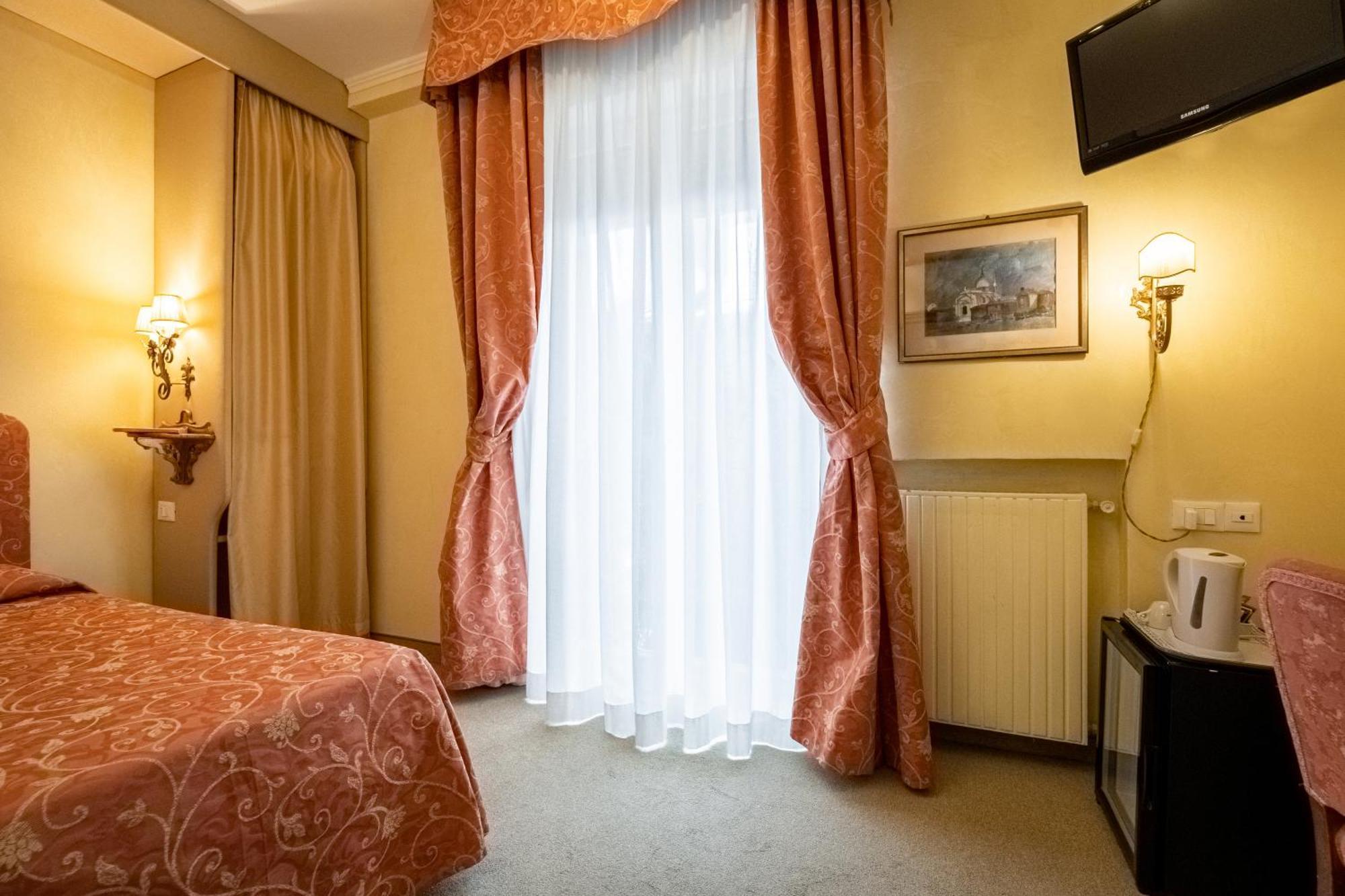 Hotel Rigel Lido di Venezia Bilik gambar